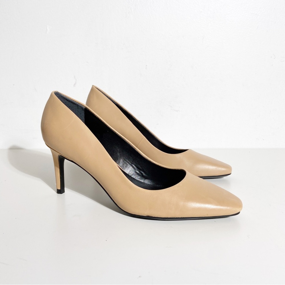 New Calvin Klein Women's CALLIA Pump, Nude size 8